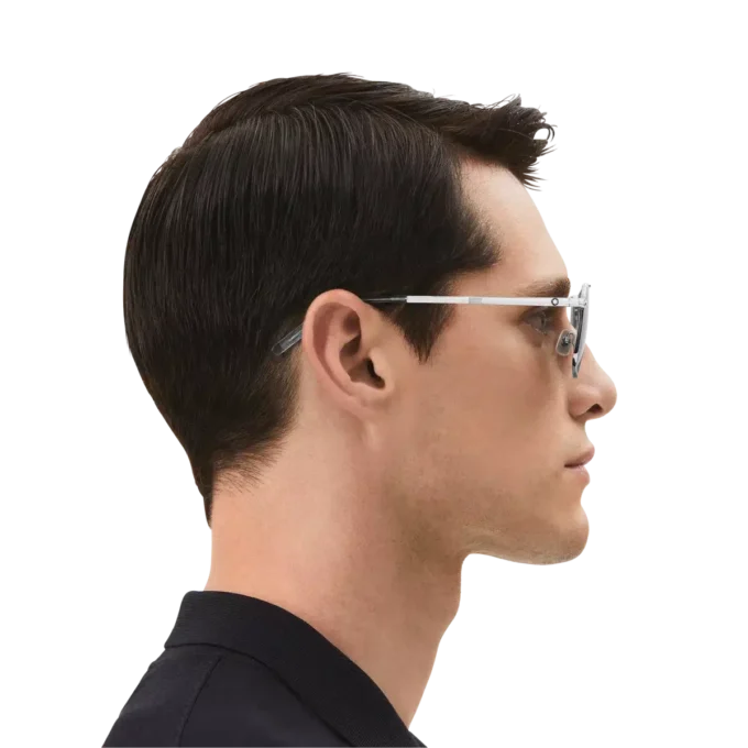 Rechteckige Sonnenbrille mit silberfarbenem Metallrahmen