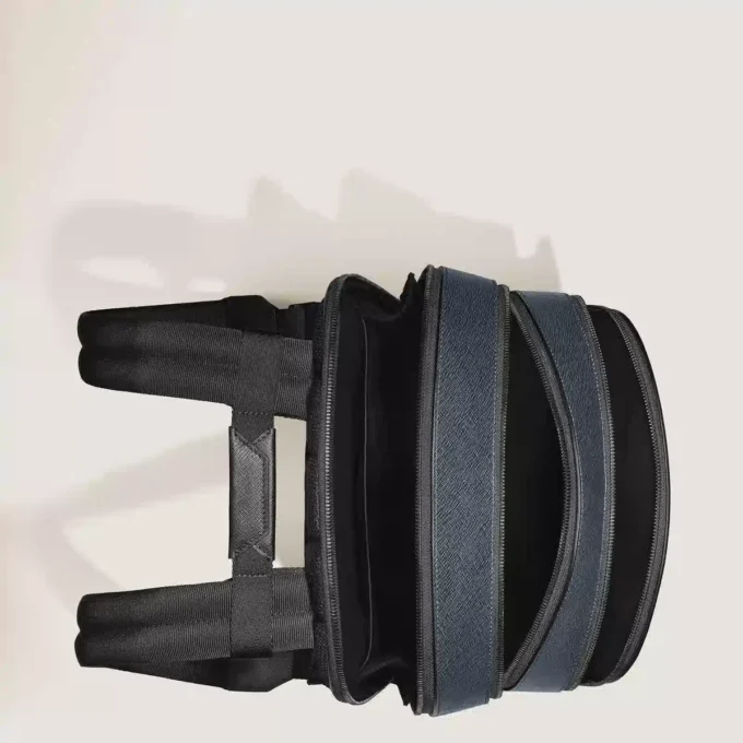 Sartorial mittelgroßer Rucksack mit 3 Fächern